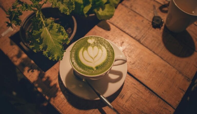 starbucks matcha latte caffeine information